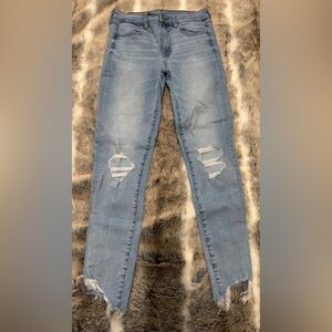 American Eagle Outfitters Light Blue Distressed Hi-Rise Jegging Crop-Size 6Long